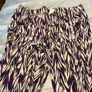 Stylish Wide Leg Pants in Purple and Cream